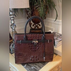 Beautiful alligator like brown bag, brand new condition, 13”x10” 4 compartments
